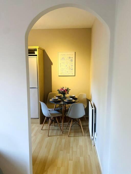 City Centre Riverside Apartment Вінчестер Екстер'єр фото
